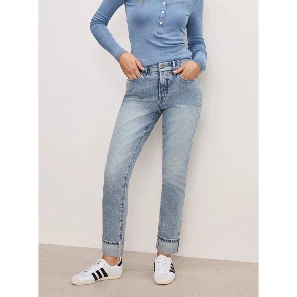 Good American The Weekender Petite High Rise Relaxed Jeans Light Wash Size 10/30